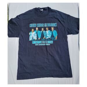 New Kids On The Block Tour 2022 T-Shirt Size / L